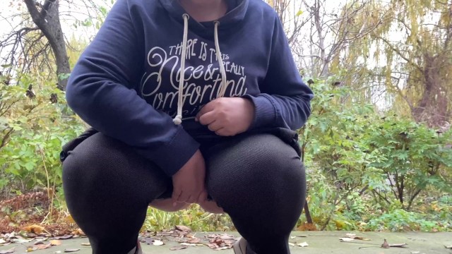 BBW Takes an Autumn Evening Walk and Enjoys Outdoor Peeing Session in the Park