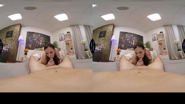 Sofia Lee VR Experience: Curvy Big Tits Action